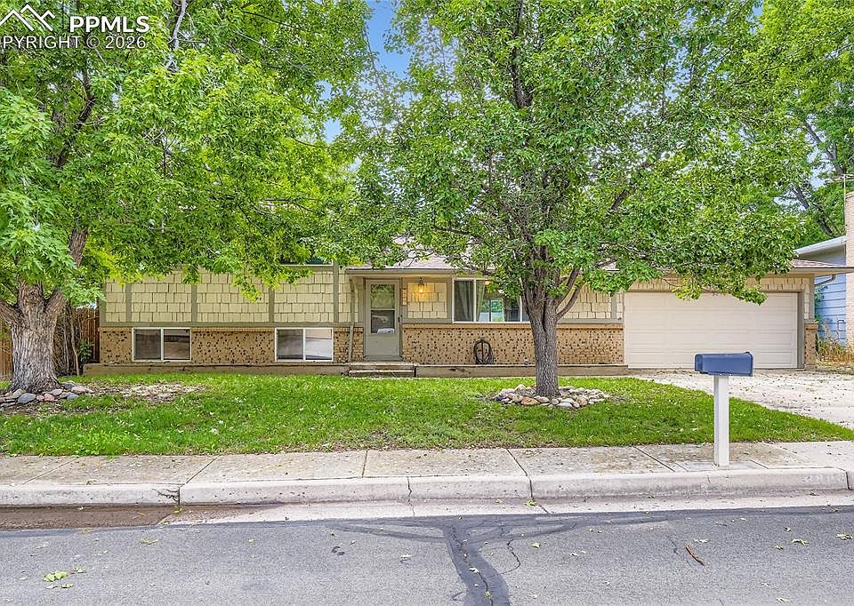 1st image of 4806 Sprucewood Dr