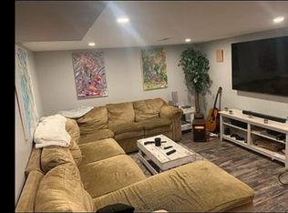 577 Brook Rd, Towson, MD 21286