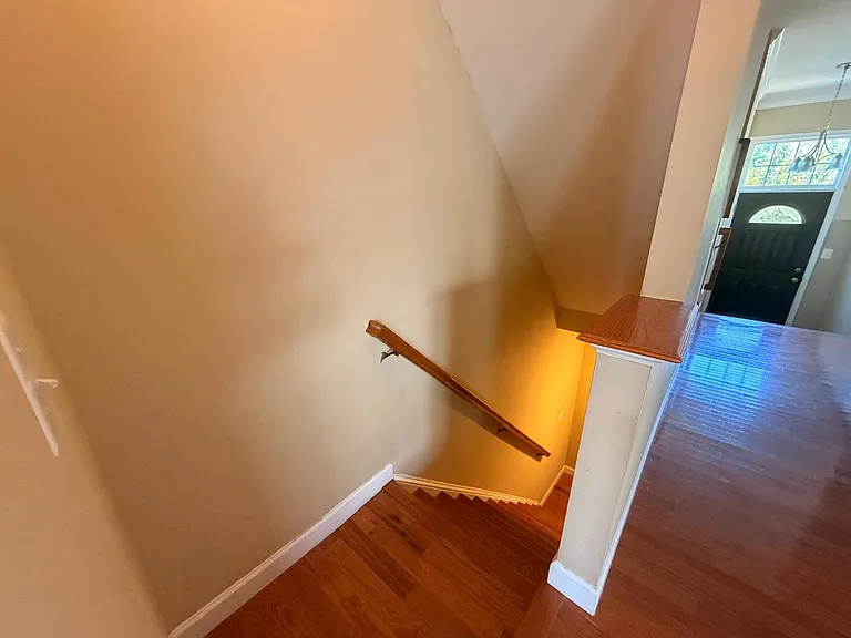 434 Lilac Ter NE — Photo 28