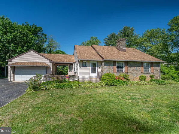 9 W Golf Club Ln, Paoli, PA 19301