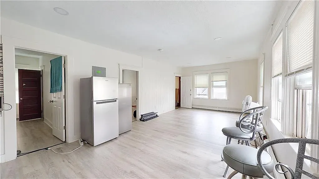 2 bed, 1400 sqft, $1,750 — Photo 4