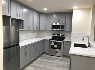 302 Hackamore Ln, Fremont, CA 94539