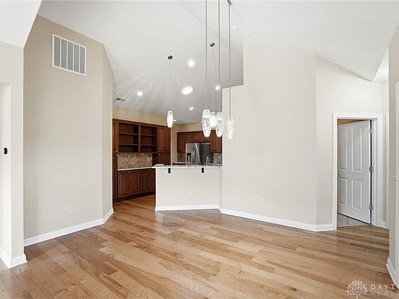 5th image of 2419 Locust Hill Blvd