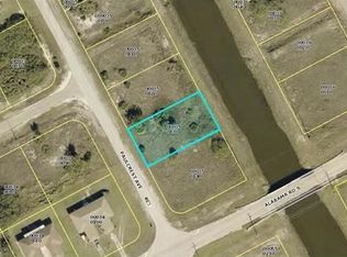 353 Paulcrest Ave, Lehigh Acres, FL 33974