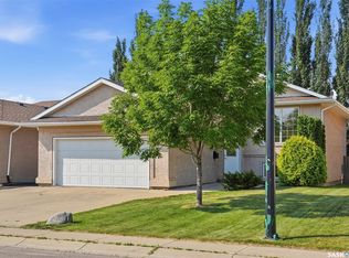 418 Greaves Cres, Saskatoon, SK S7W1A9