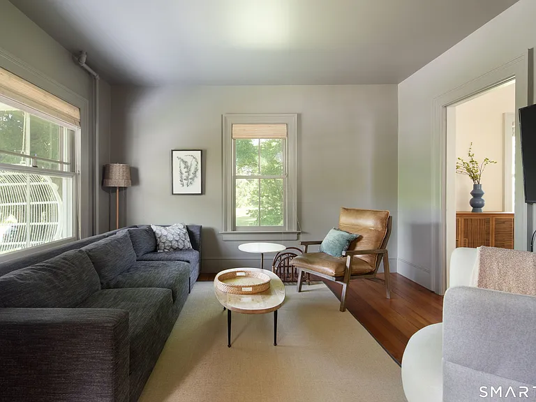 20 Ethan Allen St — Photo 10