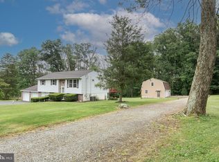1816 Orlando Rd, Pottstown, PA 19464