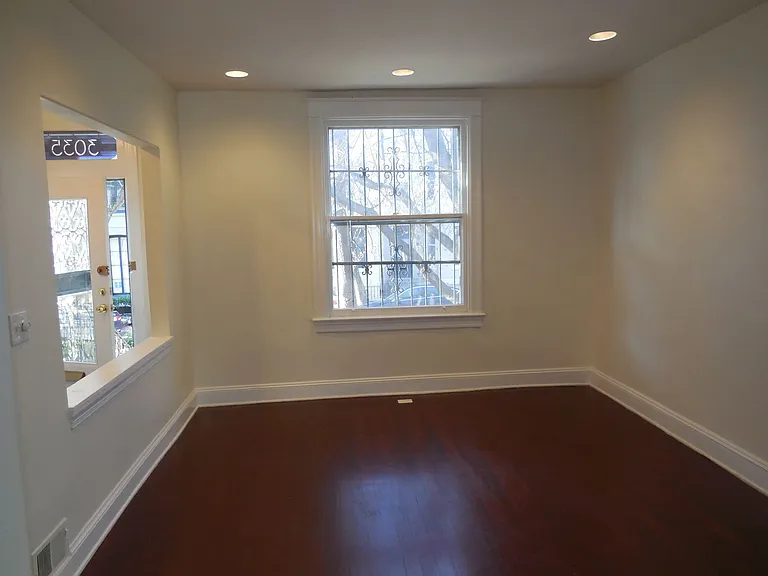 3035 Cambridge Pl NW — Photo 8