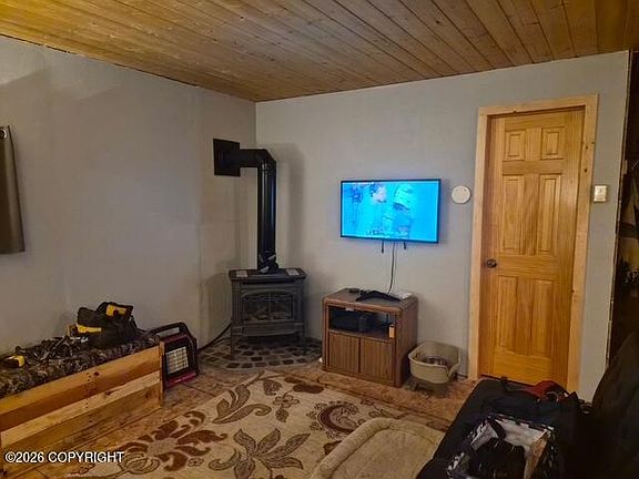 3rd image of 48987 S Silver Salmon Dr