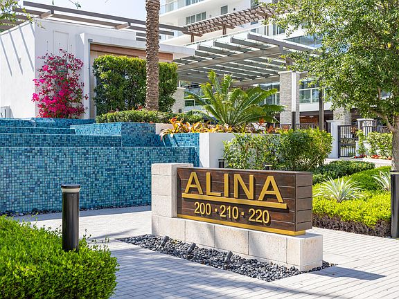 3rd image of 220 SE Mizner Boulevard SE #220