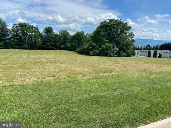 Deerfield Dr, Woodstock, VA 22664