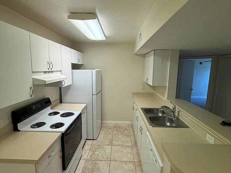 1790 Rocky Wood Cir #208 — Photo 17