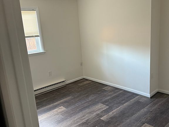 4th image of 217 N Towne Ct APT 101
