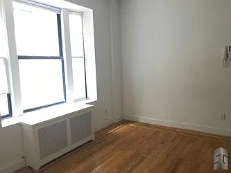 Rented by Skyline Group Real Estate