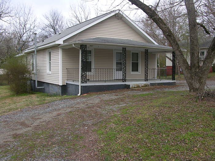 932 Old Charlotte Rd, Concord, NC 28027 Zillow