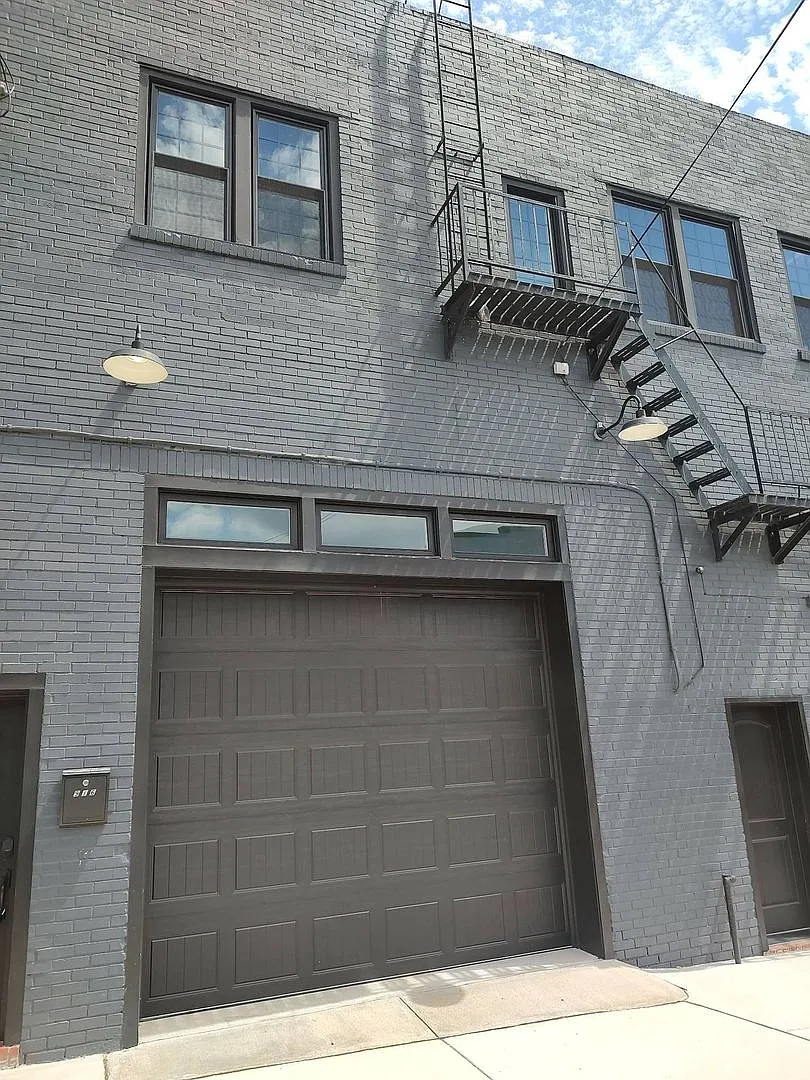 1/2 off 1 month-Charming Industrial 4 Bedroom/4 Bathroom Apartment in Pigtown, MD! — Photo 1