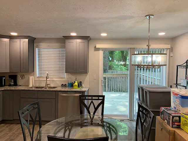 1480 Muirfield Dr — Photo 3