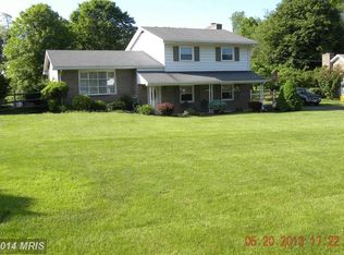10118 Melody Ln, Hagerstown, MD 21740