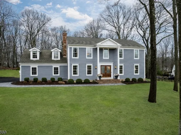 3 Kerry Pl, Mount Olive Twp., NJ 07836