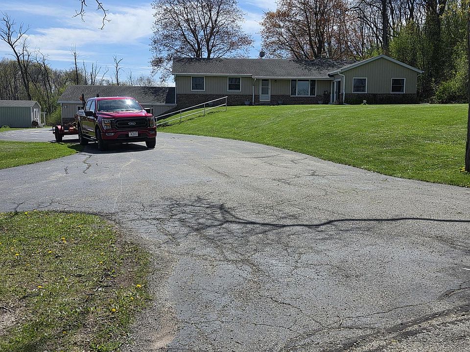 1st image of S53W24945 Glendale ROAD