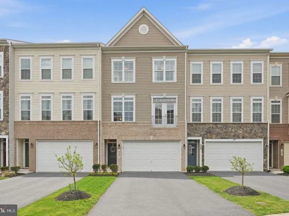 204 Miles Hawk Ter, Purcellville, VA 20132