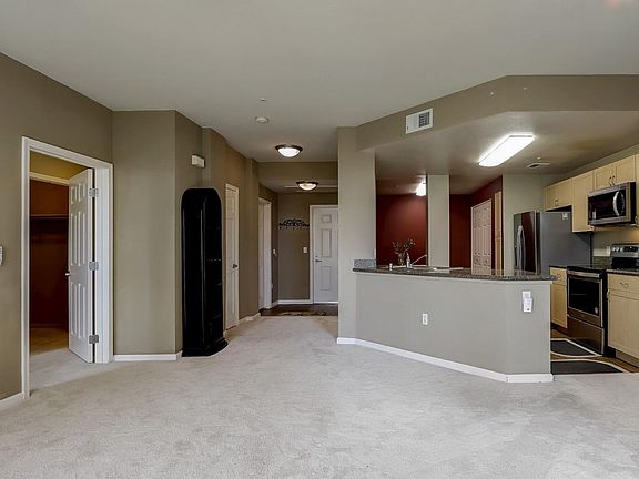 2nd image of 1550 Technology Dr Unit 4064