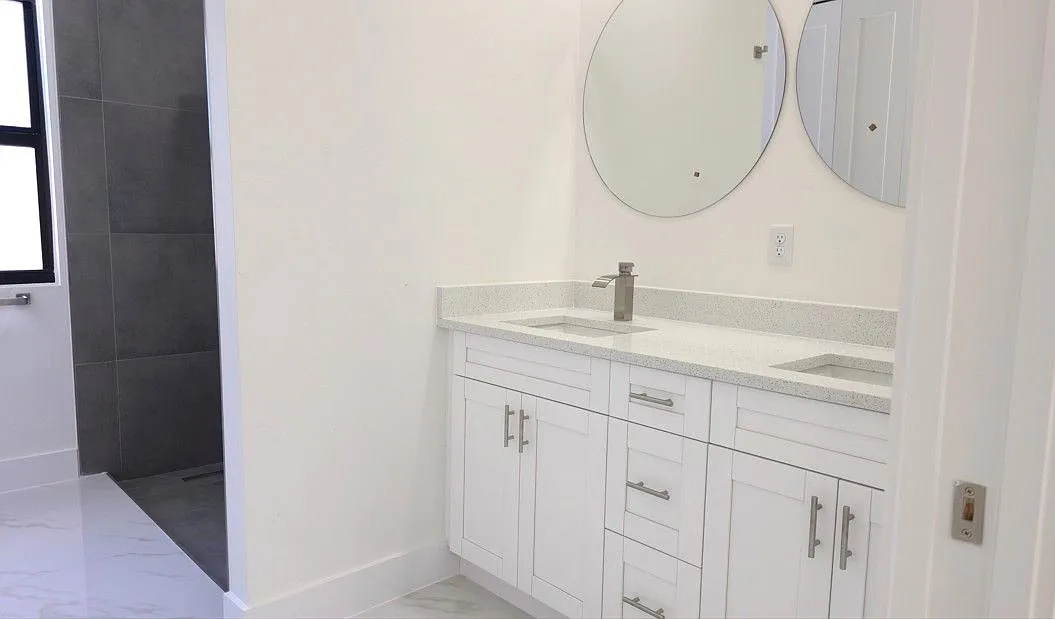 3 bed, 2.0 bath, 1477 sqft, $2,190 — Photo 3