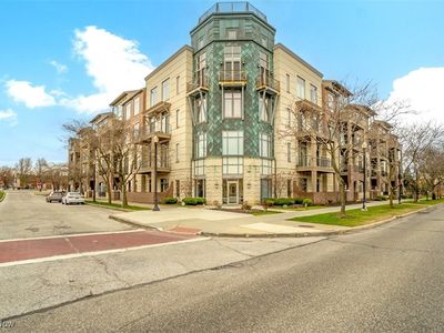 16800 Van Aken Blvd APT 412, Shaker Heights, OH, 44120