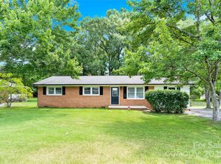 501 Kingfield Dr SW, Concord, NC 28027