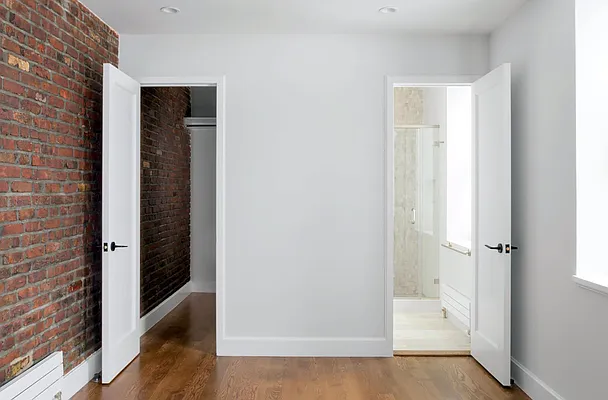 Rented by REAL New York | media 31