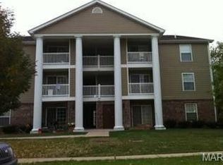 664 Materdie Ln UNIT 103, Florissant, MO 63031