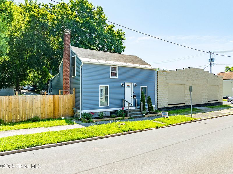 2nd image of 796 5th Avenue