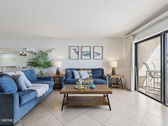 3rd image of 7520 RIDGEWOOD Avenue #809