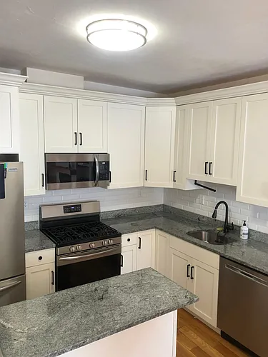 6 Dewey St #1 Photo 1