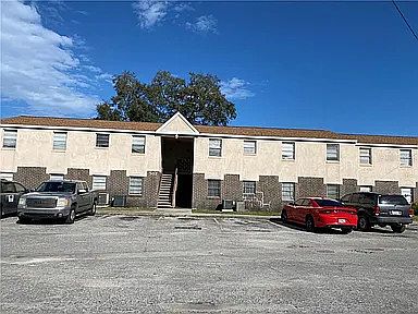 1st image of 302 E Wellington Ct #81