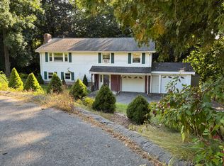 20 Olde Surrey Dr, Acton, MA 01720