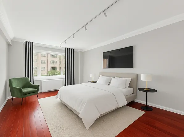 100 West 57th Street image 3 of 6