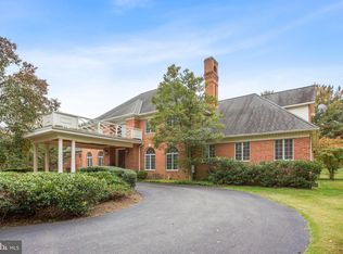 8930 Harvest Square Ct, Rockville, MD 20854