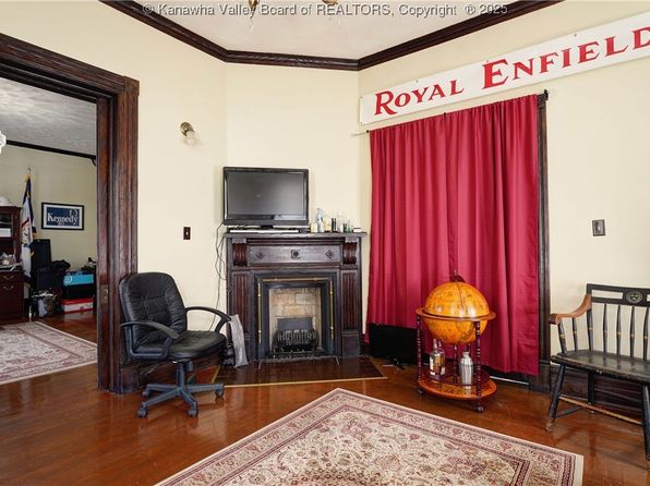 charleston-west-virginia-244529180 picture