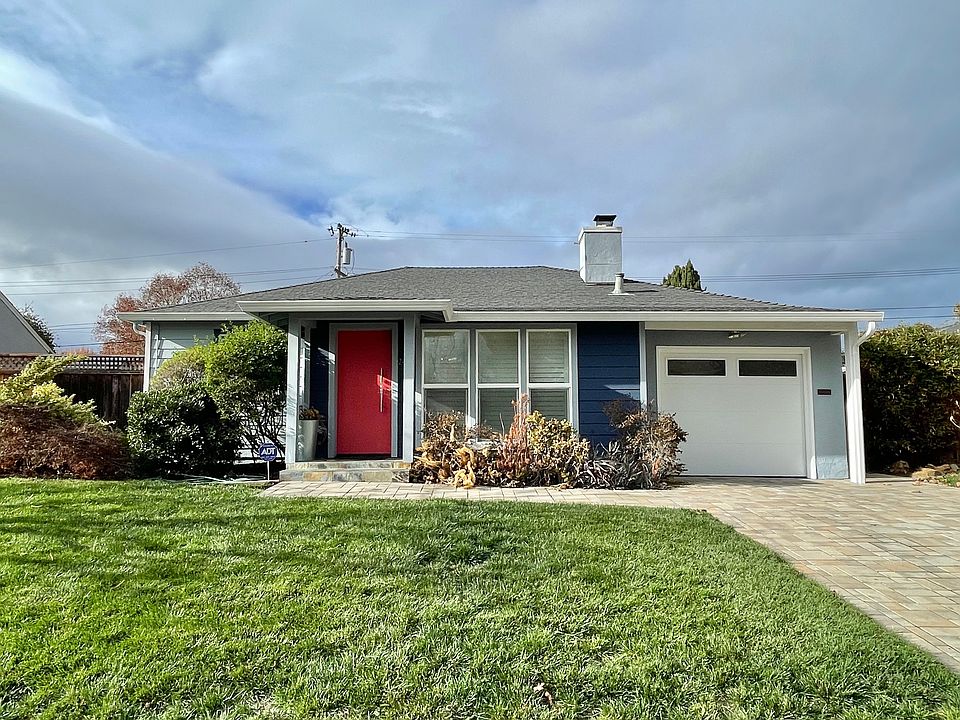 1st image of 2464 Palm Ave