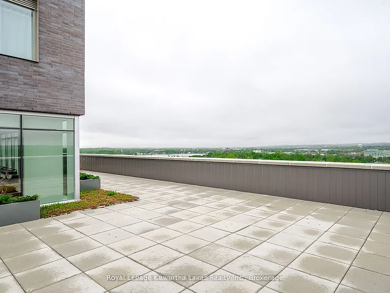 195 Hunter St E #302 — Photo 23