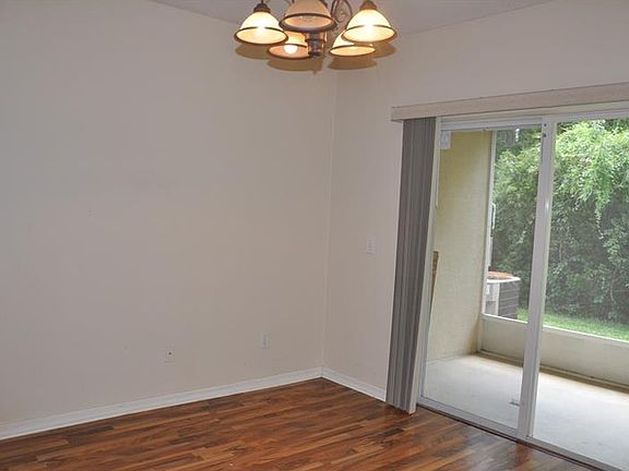 4th image of 1145 Baronscourt Dr