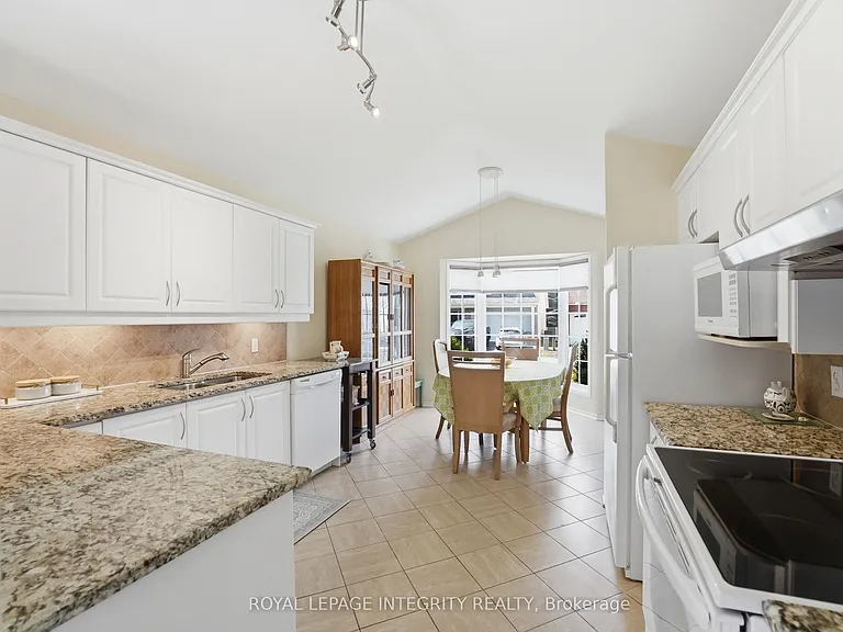 42 Settlers Ridge Way — Photo 8