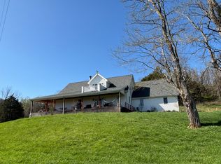 855 Old Spruce Rd, Sinks Grove, WV 24983
