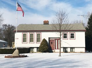 34324 Colfax Dr, Farmington Hills, MI 48335