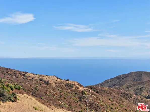 2188 Tuna Canyon Rd, Topanga, CA 90290