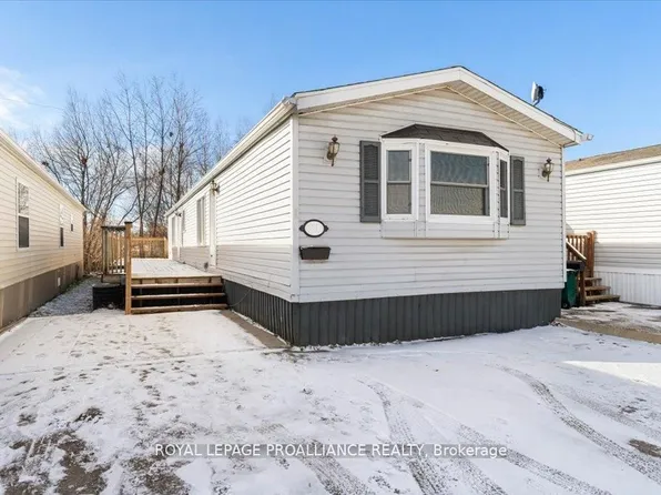 311 Dundas St E #21, Quinte West, ON K8V 1M1