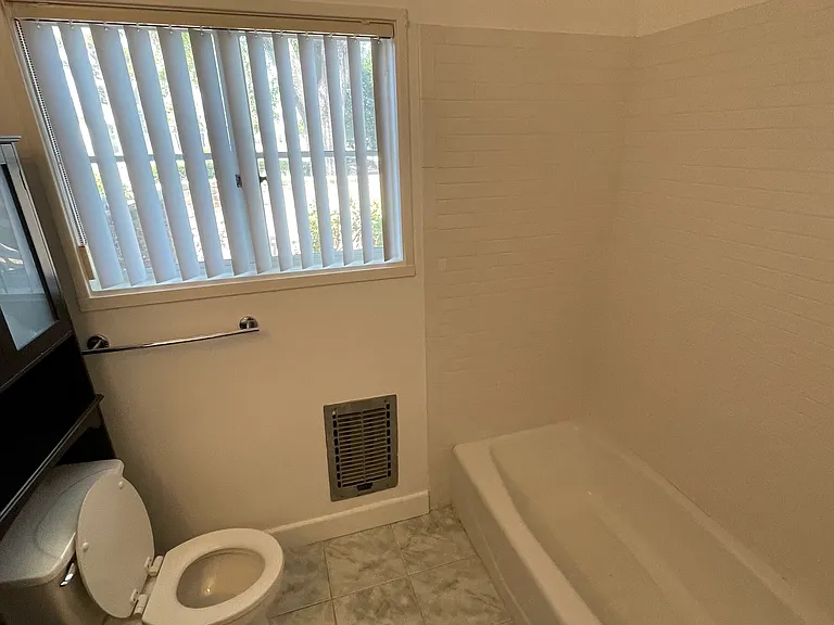 5507 Village Grn #5507 — Photo 16