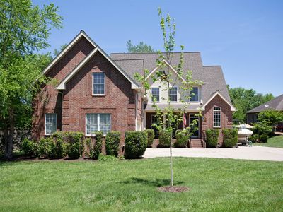2007 Pointe Barton Dr, Lebanon, TN, 37087