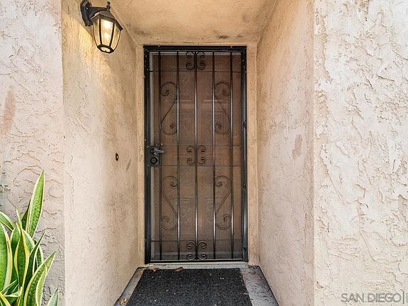 4th image of 7144 Cottington Ln